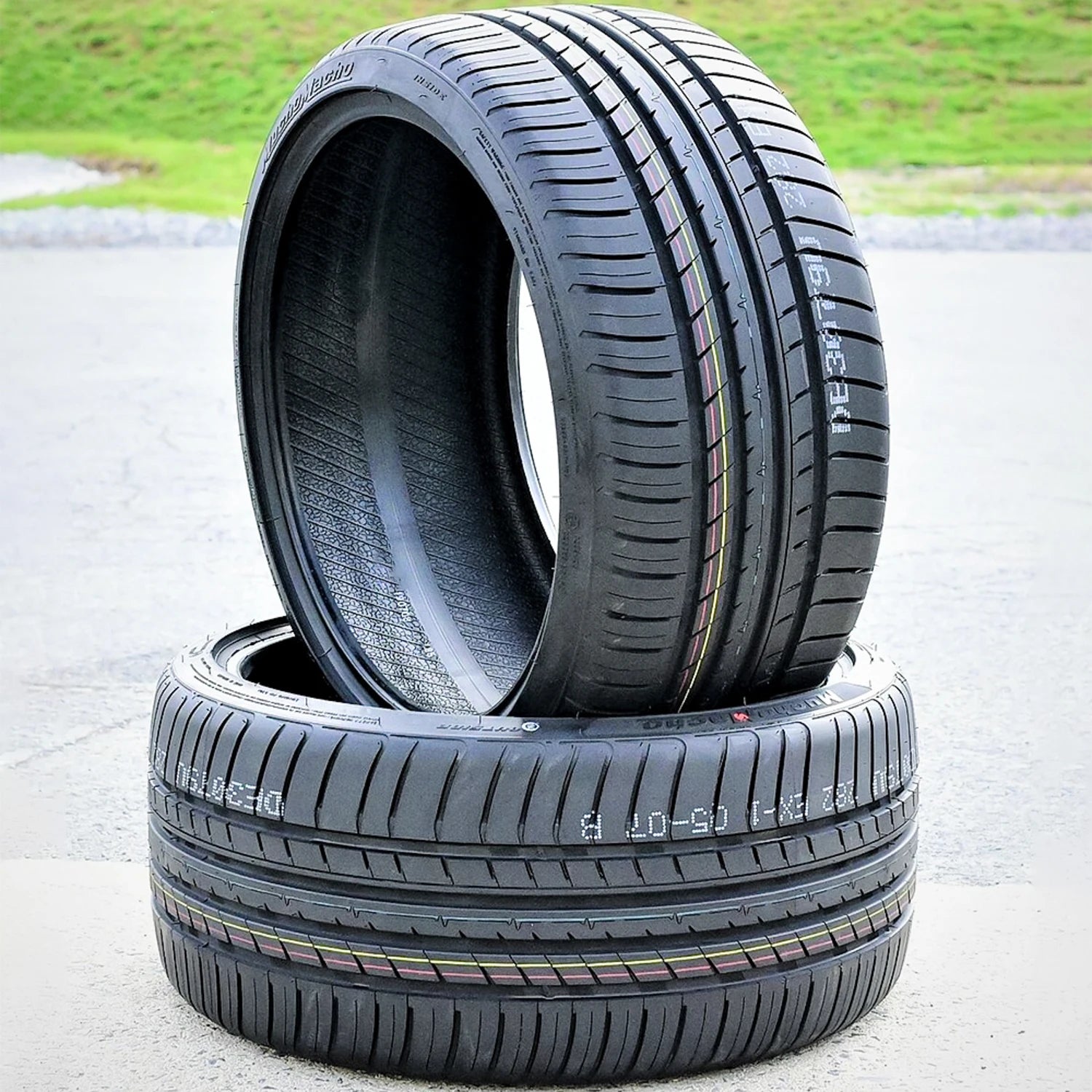 235/40/R19 Passenger All Season Tire 96 Y Cosmo MuchoMacho (Set of 2)