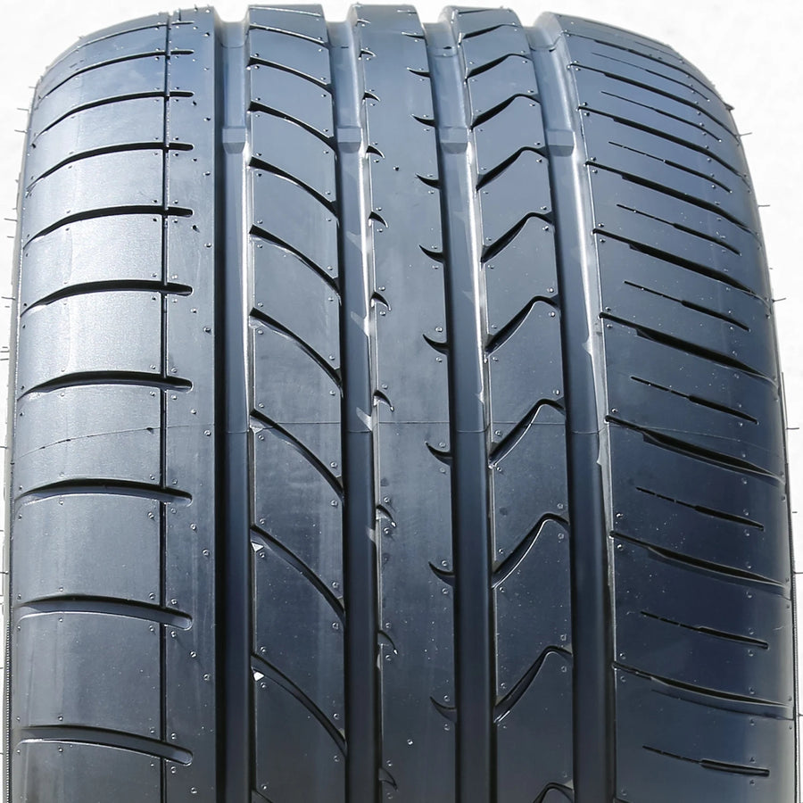 285/35/R20 Passenger High Performance Tire 104 Y XL Atturo AZ850
