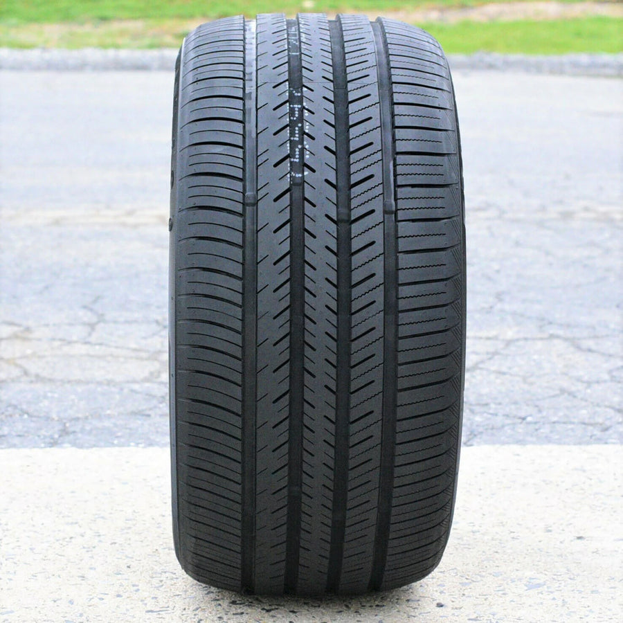 235/35/R20 Passenger All Season Tire 92 W XL Atlas Force UHP A/S