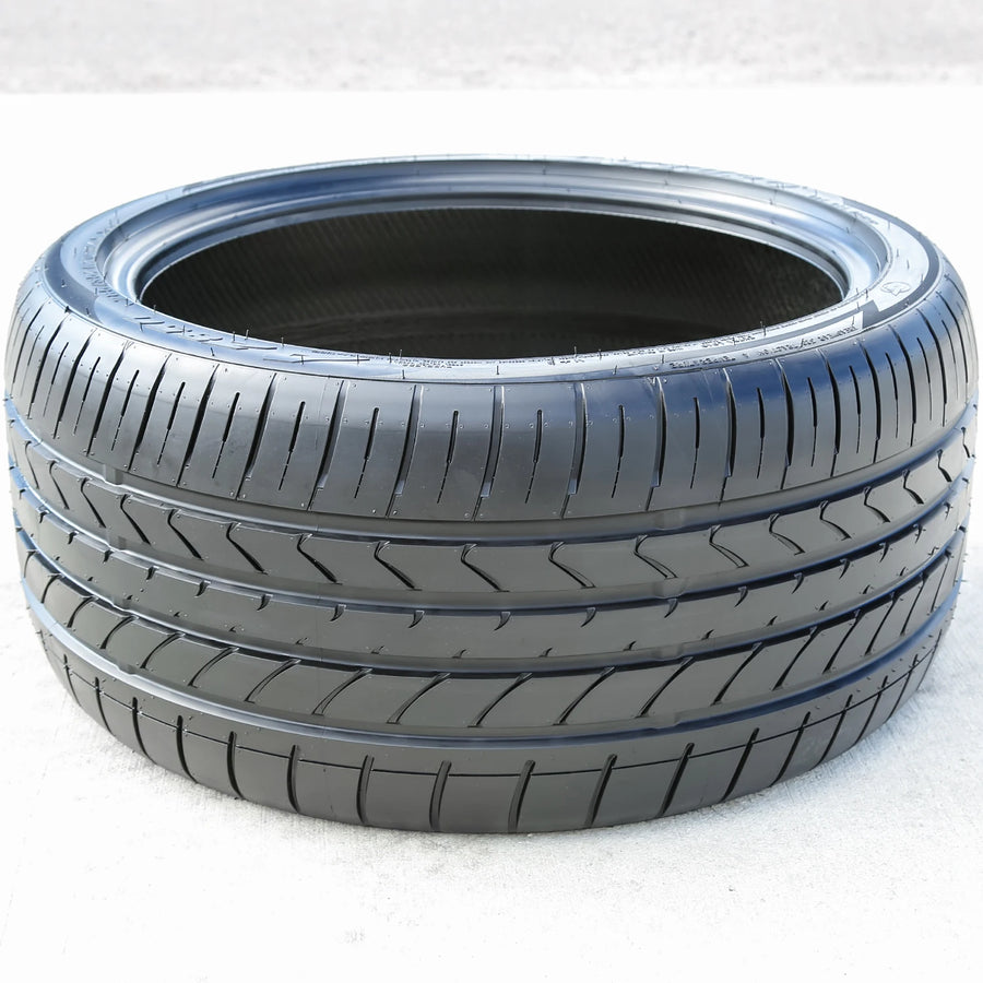 285/35/R20 Passenger High Performance Tire 104 Y XL Atturo AZ850
