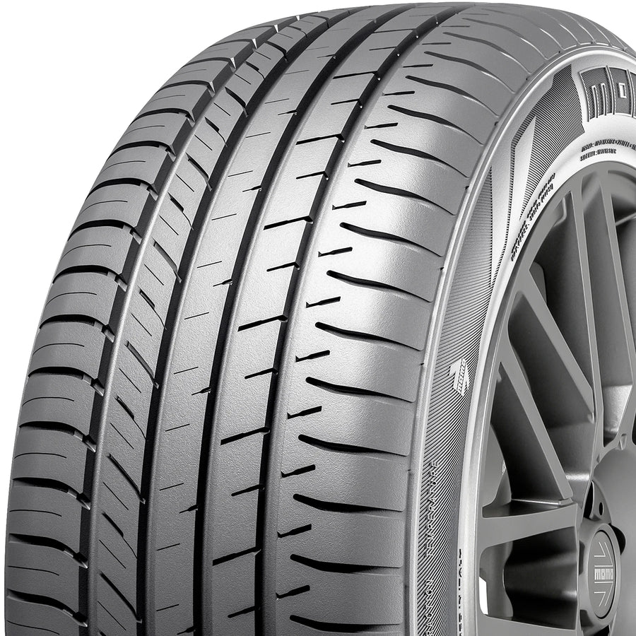 195/65/R15 Passenger All Season Tire 95 V XL MOMO Outrun M20 Pro