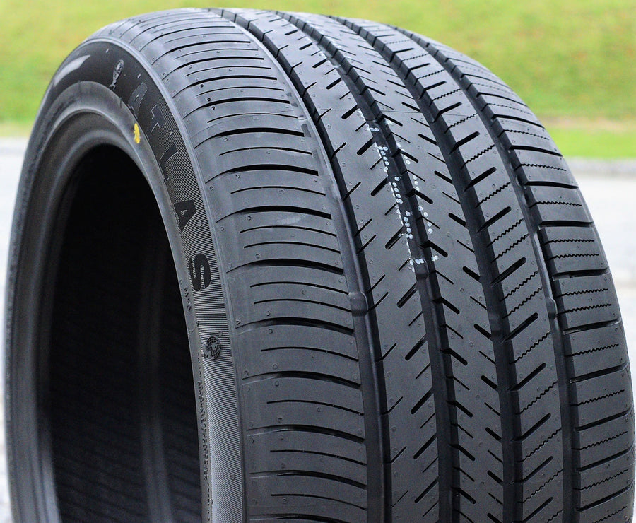 235/35/R20 Passenger All Season Tire 92 W XL Atlas Force UHP A/S