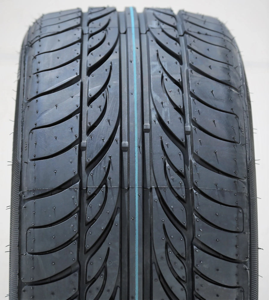 245/40/R17 Passenger All Season Tire 95 W XL Forceum Hena