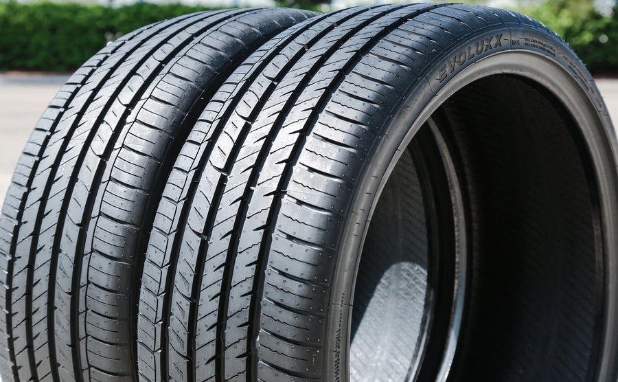 235/35/R19 Passenger All Season Tire 91 W XL Evoluxx Capricorn UHP (Set of 2)