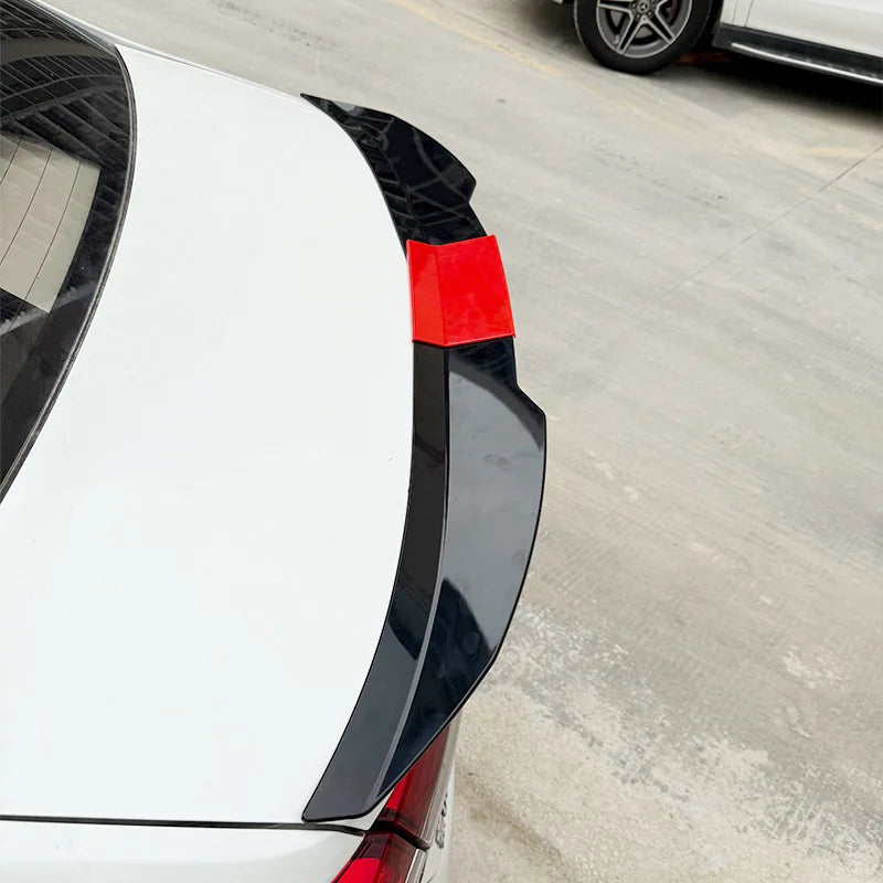 Universal Adjustable Sedan Trunk Wing Spoiler – 117–127 cm