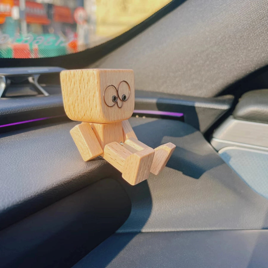 Cute Car Shaking Wooden Man Figurine Interior Wood Ornaments with 12 Magnetic Expressions