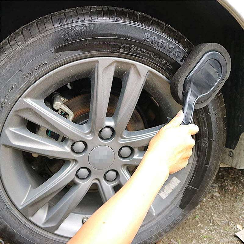 Long-Handle Wheel and Tire Cleaning Brush
