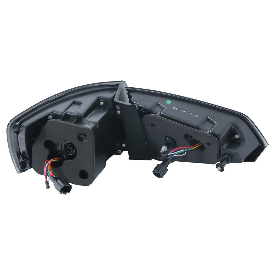 Volkswagen Jetta MK6 LED Tail Light Pair with Sequential Signals – 2015–2018