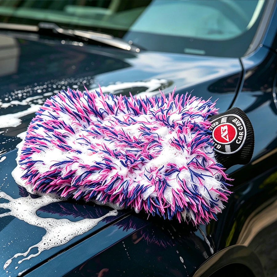 Oversized Plush Microfiber Car Wash Mitt with Wide Cuff