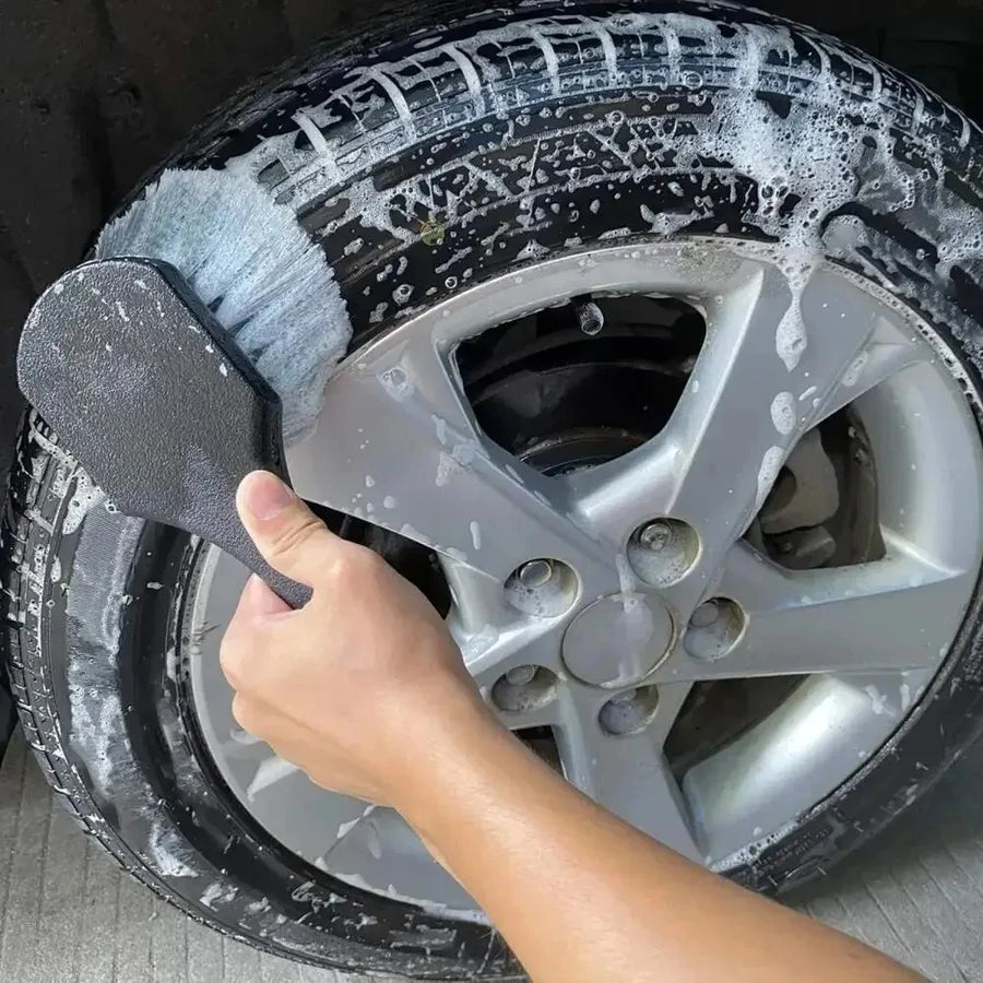 Short-Handle Wheel and Tire Scrub Brush