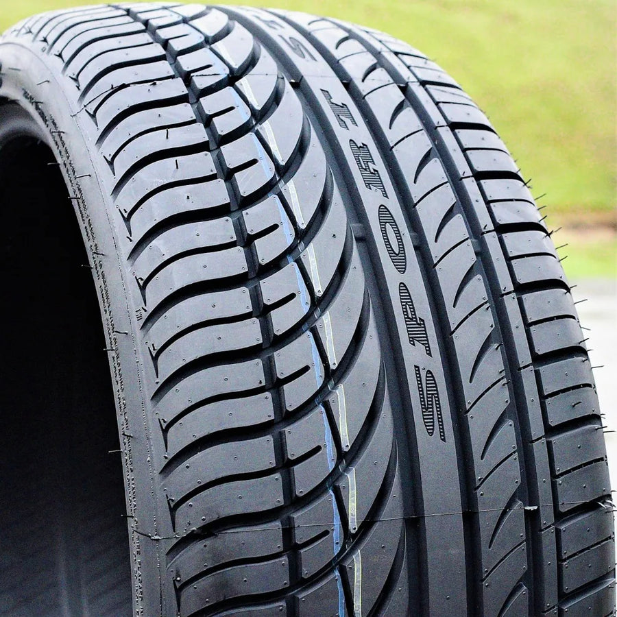 Set of 2 Fullway HP108 235/40R18 ZR 95W XL All-Season High-Tires