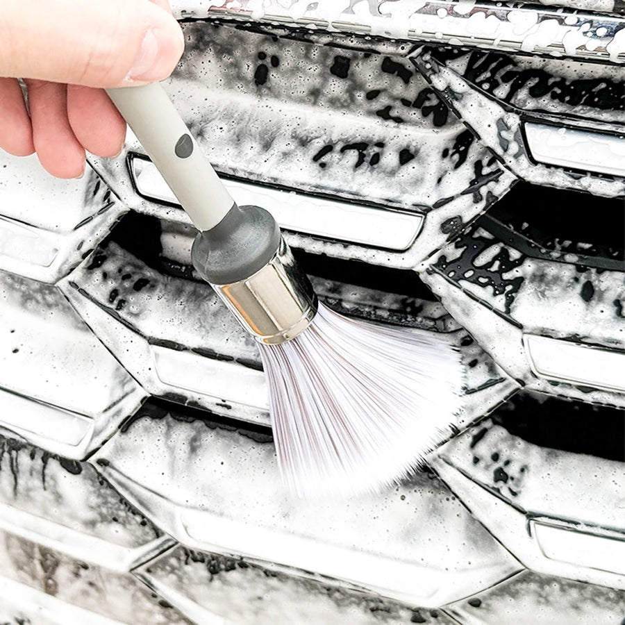 2-Piece Silver Detailing Brush Set with Soft Bristles