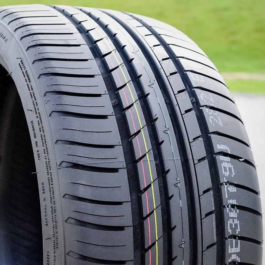 Set of 2 Cosmo MuchoMacho 255/35R19 ZR 96Y XL All-Season Tires