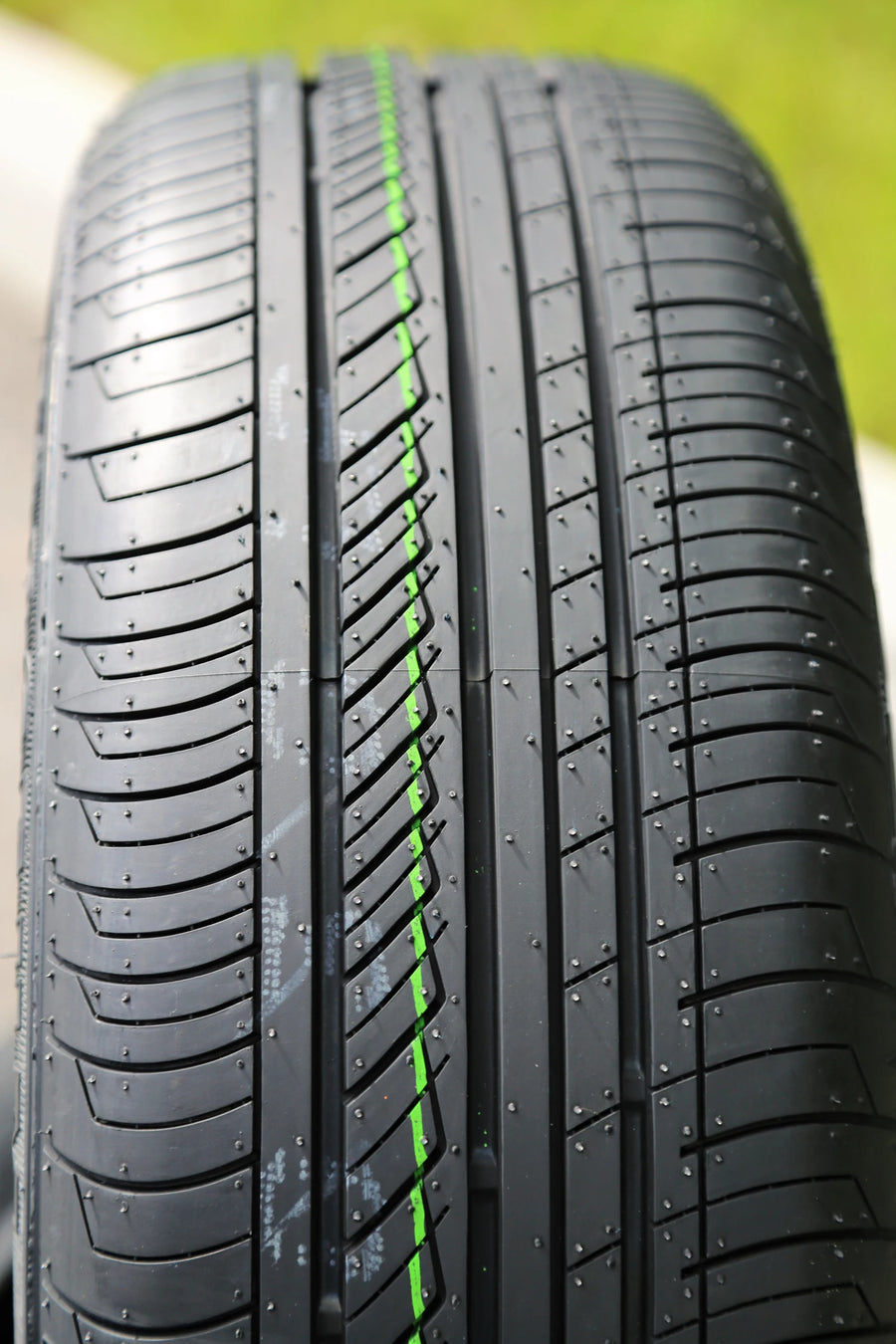 205/65/R15 Passenger All Season Tire 94 V Forceum Ecosa