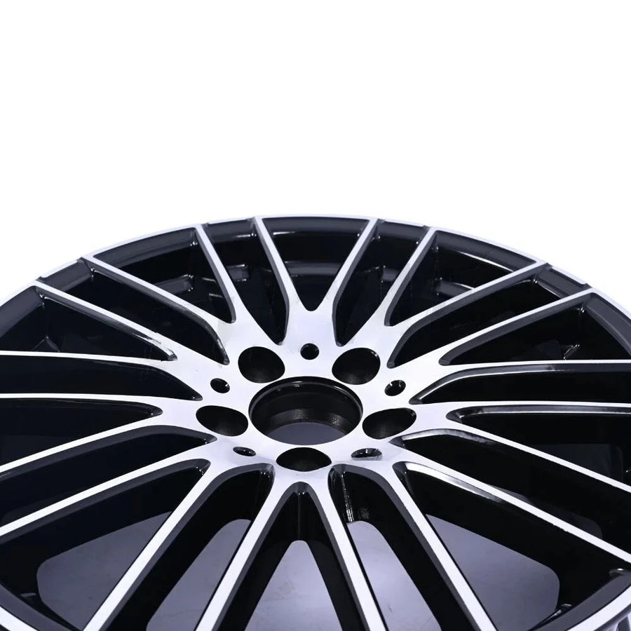 Mercedes-Benz C-Class W206 18 x 7.5-Inch Front Alloy Wheel – 2022–2024
