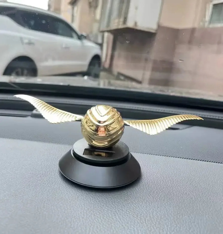 Solar-Powered Rotating Car Aroma Diffuser