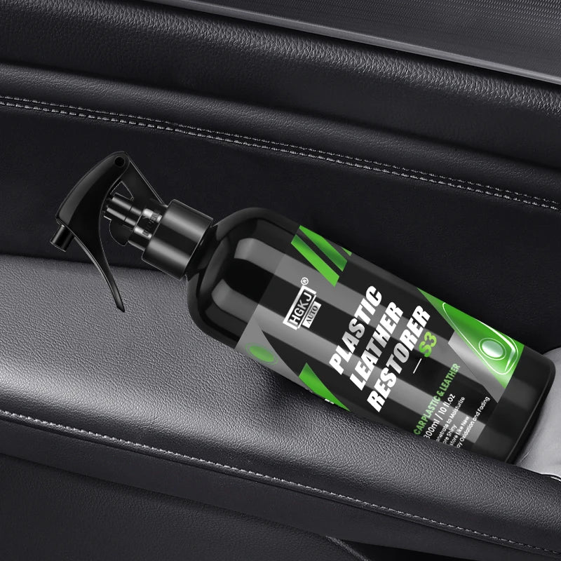 Automotive Plastic and Leather Restorer Spray