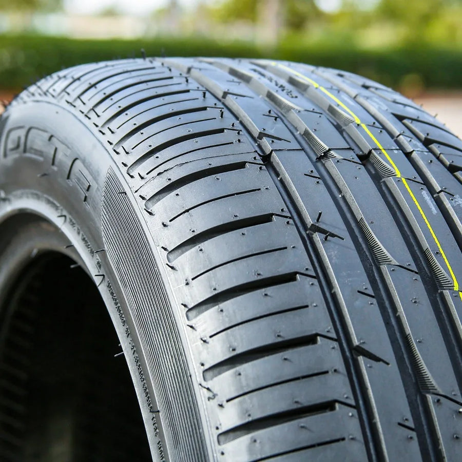 Set of 2 Forceum Octa 245/45R18 ZR 100Y XL All-Season High-Tires