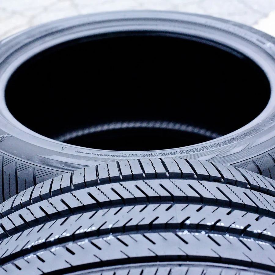 Set of 2 Atlas Tire Force UHP 265/40R21 105V XL All-Season